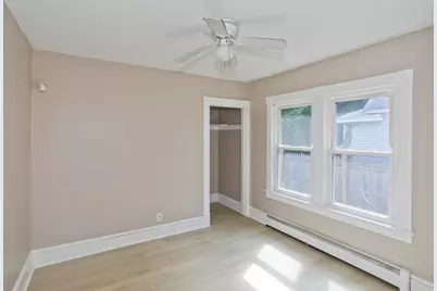 121 Dorset Street, Springfield, MA 01008 - Photo 12