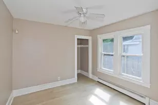 121 Dorset St, Springfield, MA 01008 - Photo 12
