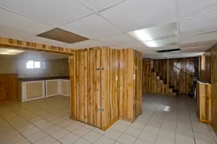 121 Dorset St, Springfield, MA 01008 - Photo 34