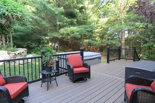 14 Circle Dr, Dudley, MA 01571 - Photo 8