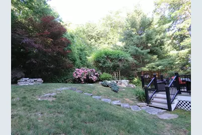 14 Circle Dr, Dudley, MA 01571 - Photo 4