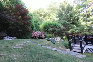 14 Circle Dr, Dudley, MA 01571 - Photo 4