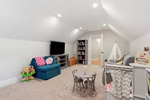 18 Pine St, Belchertown, MA 01007 - Photo 34