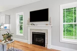 18 Pine St, Belchertown, MA 01007 - Photo 16