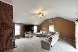 35 Fox Meadow Dr, Worcester, MA 01602 - Photo 10