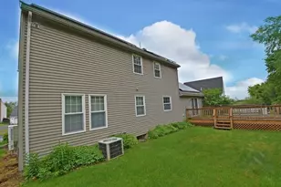 35 Fox Meadow Dr, Worcester, MA 01602 - Photo 22