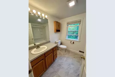 35 Fox Meadow Dr, Worcester, MA 01602 - Photo 16