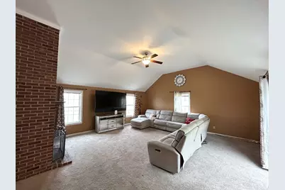 35 Fox Meadow Dr, Worcester, MA 01602 - Photo 10