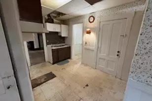 20 Hawthorne St, Springfield, MA 01105 - Photo 6