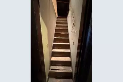 20 Hawthorne St, Springfield, MA 01105 - Photo 22