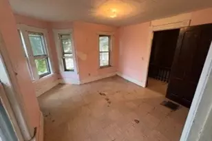 20 Hawthorne St, Springfield, MA 01105 - Photo 12