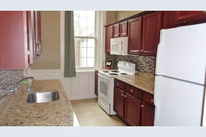 14 Main St #6, Plymouth, MA 02360 - Photo 2
