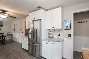 88 Meadowlark Dr, Longmeadow, MA 01106 - Photo 10
