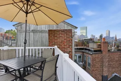 6 Goodwin Place #4, Boston, MA 02114 - Photo 18