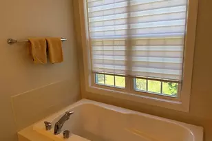 48 Tulip Cir, Grafton, MA 01560 - Photo 20