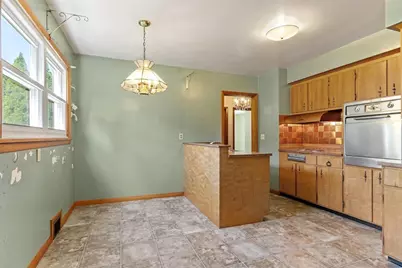 5 Sasur St, Palmer, MA 01080 - Photo 10
