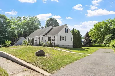 5 Sasur St, Palmer, MA 01080 - Photo 2