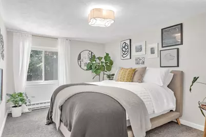 33 Lodgen Court #1F, Malden, MA 02148 - Photo 4
