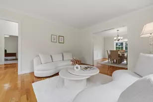 8 Victoria Circle, Shrewsbury, MA 01545 - Photo 4