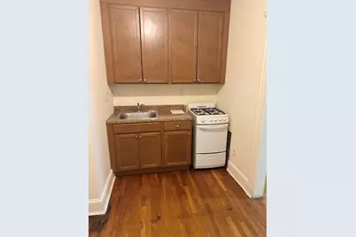 330 Salem #5, Malden, MA 02148 - Photo 2