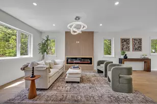 189 Electric Ave, Lunenburg, MA 01462 - Photo 4