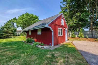 109 Jackson Ave, Somerset, MA 02725 - Photo 26