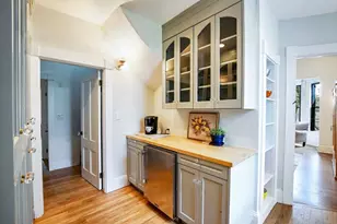 49 Hawthorn St, New Bedford, MA 02740 - Photo 10