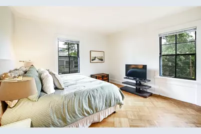 49 Hawthorn St, New Bedford, MA 02740 - Photo 20