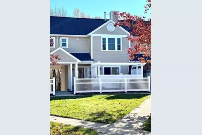 215 Allerton Commons Ln #215, Braintree, MA 02184 - Photo 2