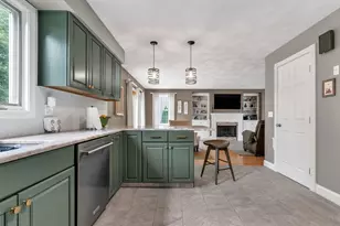 653 Lincoln St, Seekonk, MA 02771 - Photo 10