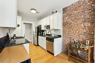 19 Medford St, Chelsea, MA 02150 - Photo 10