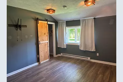 573 Northampton Road #back, Holyoke, MA 01040 - Photo 8
