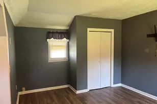 573 Northampton Rd, Holyoke, MA 01040 - Photo 10