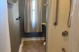573 Northampton Rd, Holyoke, MA 01040 - Photo 12