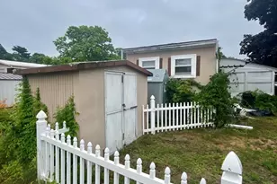 20 Madeline St, Wareham, MA 02538 - Photo 4