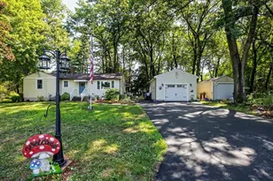 64 Brigham Rd, South Hadley, MA 01075 - Photo 18
