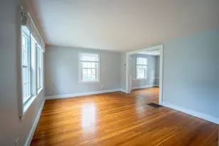 993 Massachusetts Ave, Lexington, MA 02420 - Photo 2