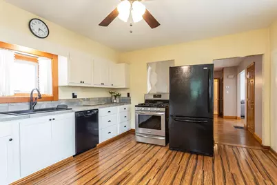248 Cedar St, New Bedford, MA 02740 - Photo 8