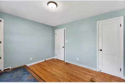 26 Thompson St, East Longmeadow, MA 01028 - Photo 10