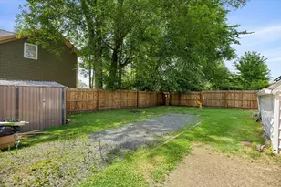 26 Thompson St, East Longmeadow, MA 01028 - Photo 28