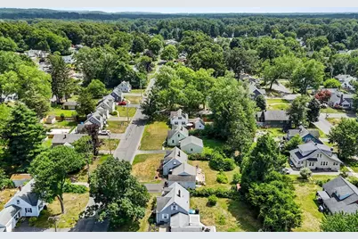 26 Thompson St, East Longmeadow, MA 01028 - Photo 36