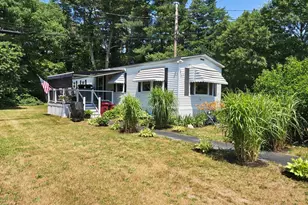 317 W Grove St, Middleborough, MA 02346 - Photo 2