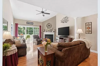 877 Auburnville Way #A1, Whitman, MA 02382 - Photo 6