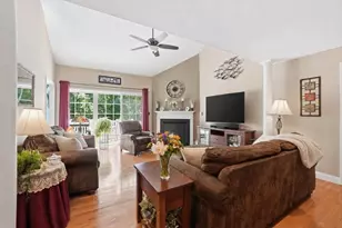 877 Auburnville Way, Whitman, MA 02382 - Photo 6