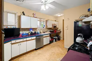 87 Hamilton St, Boston, MA 02125 - Photo 16