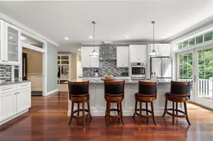 24 Wayside Inn Rd, Framingham, MA 01701 - Photo 10