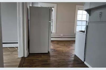 10 Central Sq #2F, Brockton, MA 02301 - Photo 4