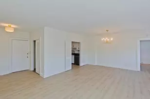 140 Chestnut St, Springfield, MA 01103 - Photo 4
