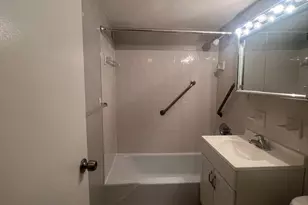 8 Whittier Pl, Boston, MA 02114 - Photo 8