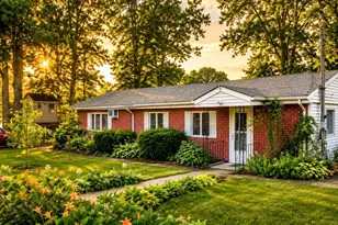8 Laurier Ave, Attleboro, MA 02703 - Photo 1